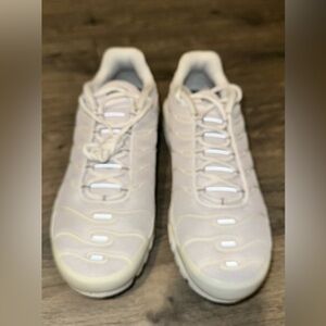 Nike White Athletic Shoes